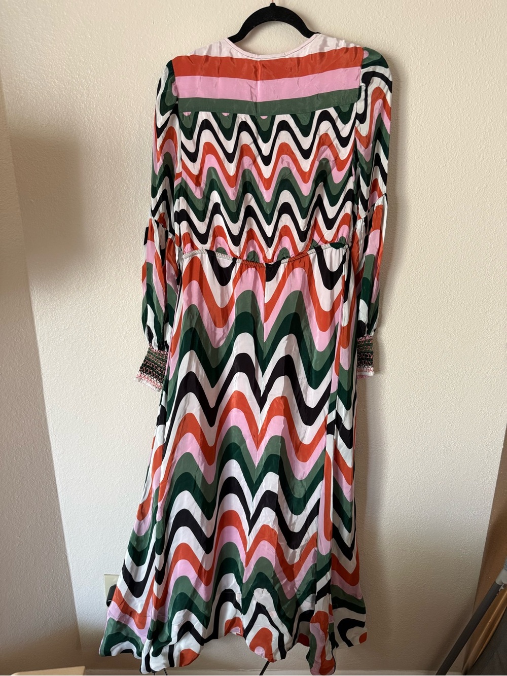 FARM Rio Wave Gradient Maxi Dress - Picture 6 of 6